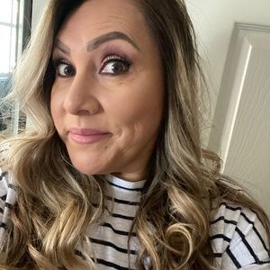 Meet your Posher, Jennie